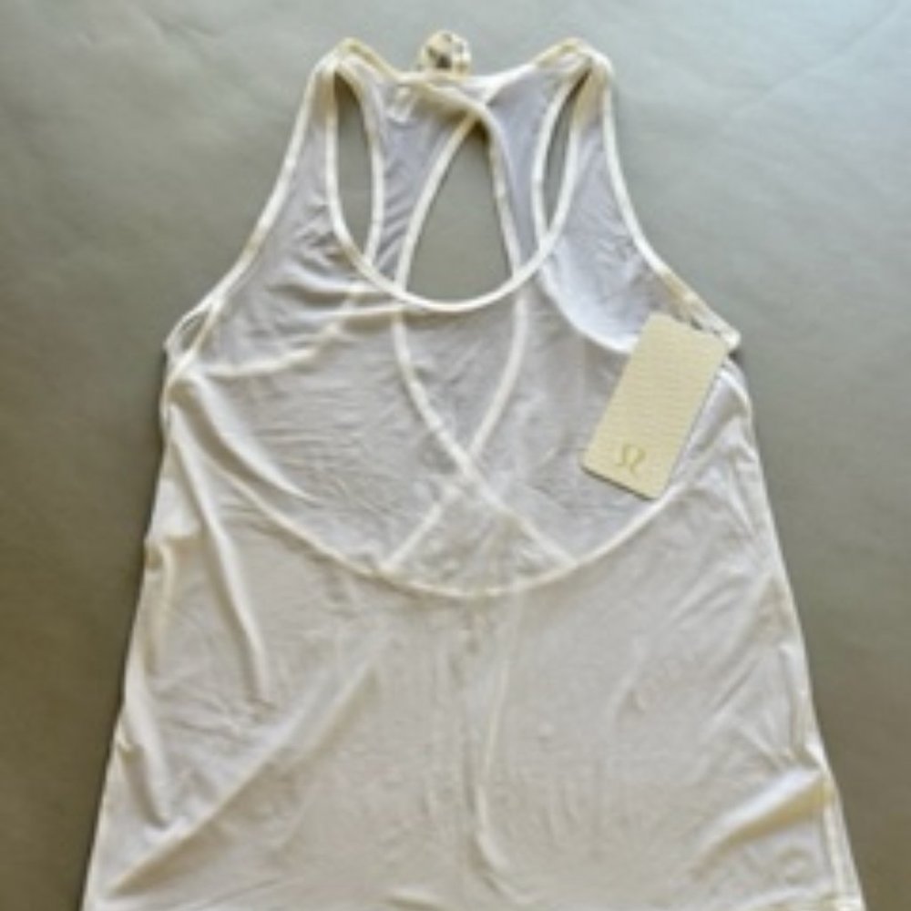 Lululemon Tranquil Tank White Size 8 NWT